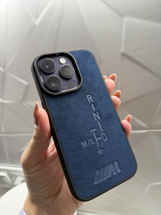 Продам чохол bmw на Iphone 14 Pro