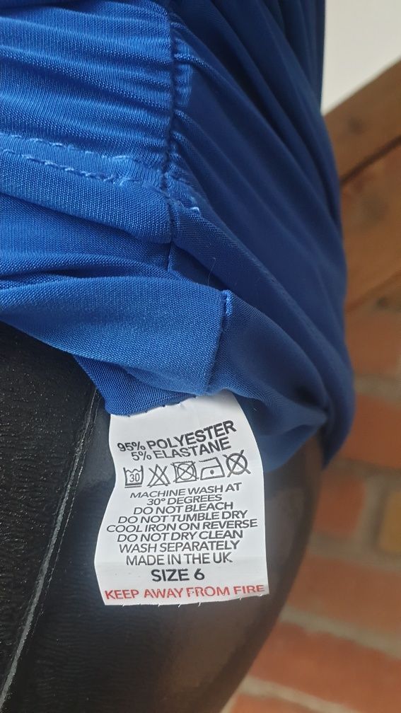 Femme Luxe, Nowa niebieska sukienka mini z wycięciami