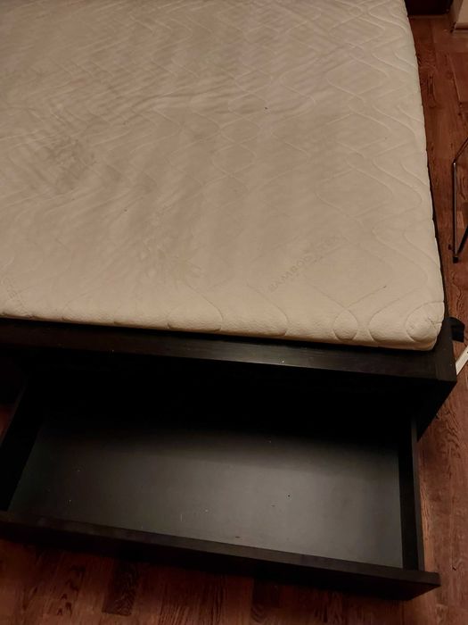 Duże łóżko 180/210  cm