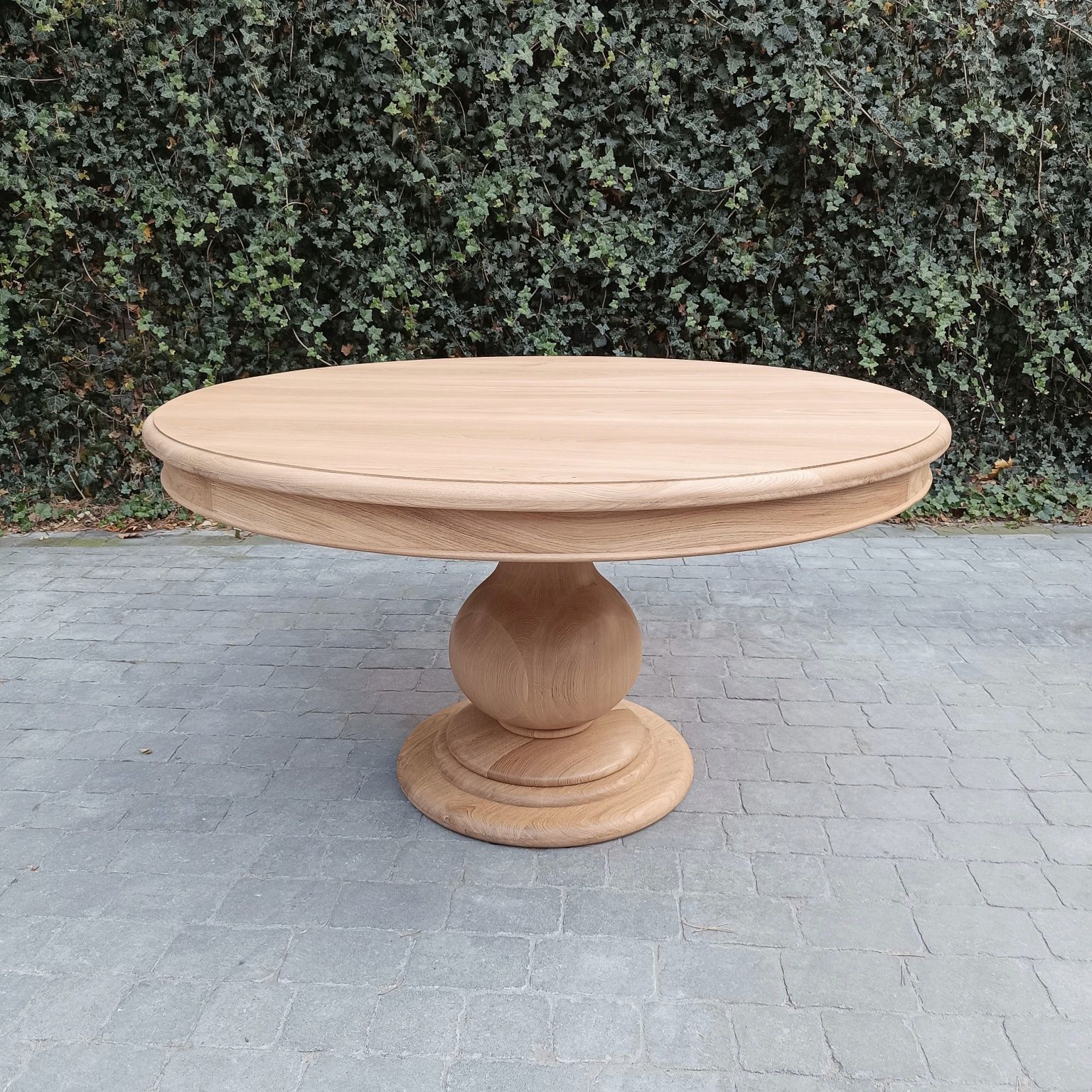 Okrągły 130 cm stół dębowy model Kniaź