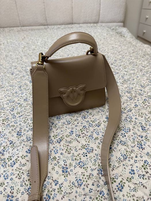 Шкіряна сумка Pinko . Оригінал. Стан нової