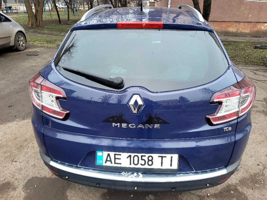 RENAULT MEGANE 3 1.4 бензин