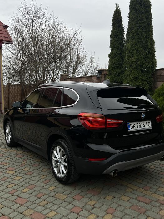 BMW x1 2019 року