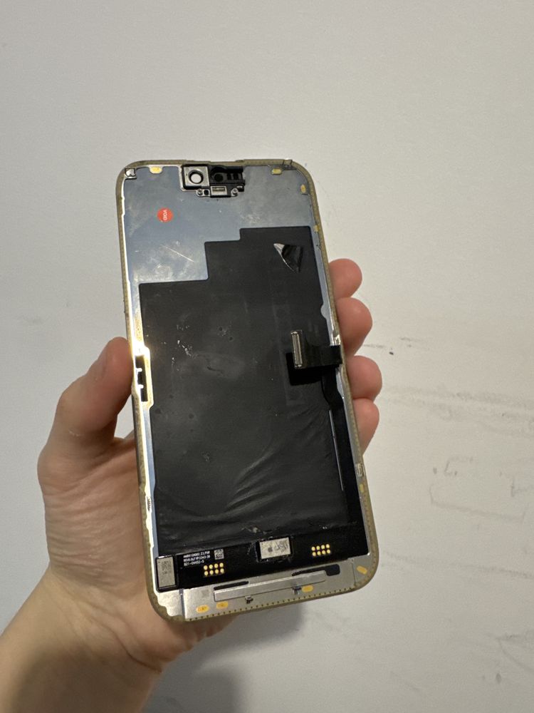 Дисплеї для IPhone