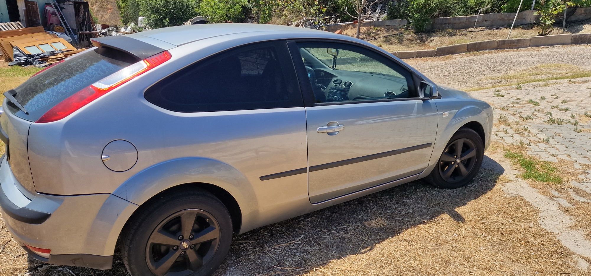 Ford Focus 1.6TDci SportVan 2005 para peças Acidentado TODAS AS PEÇAS