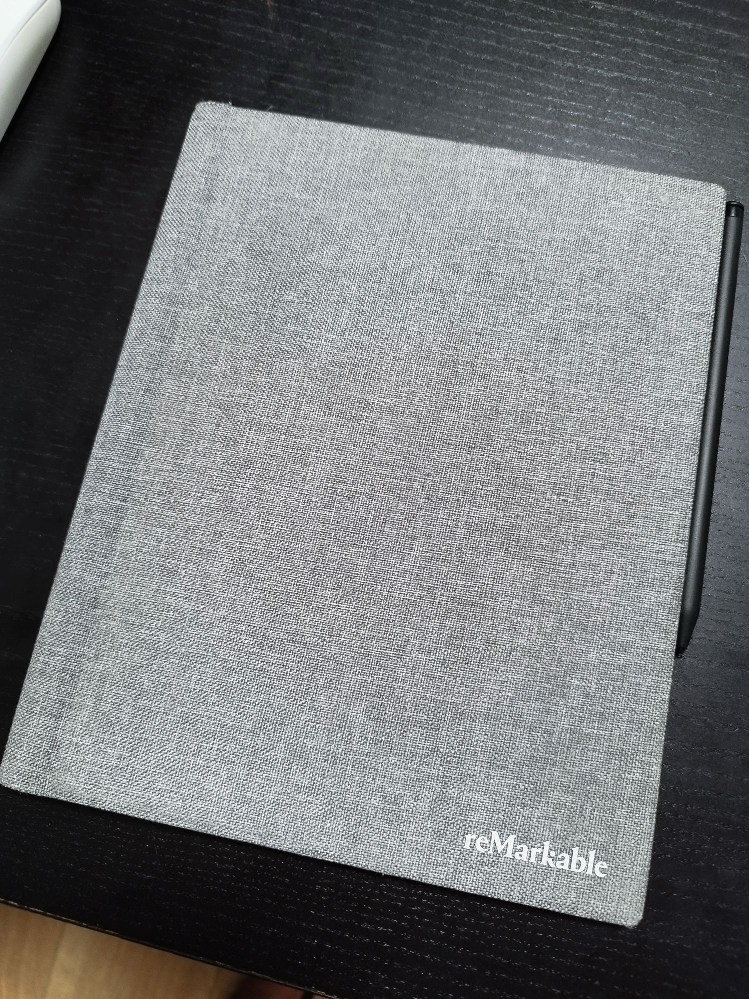 ReMarkable 2 + Book folio + Marker Plus