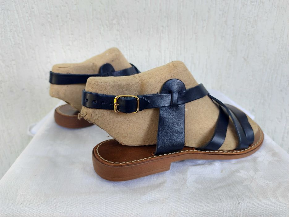 Брендовие кожанние босоножки Cyrillus р.37-37.5