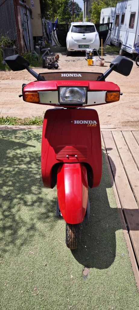 Skuter Honda HF01 Lead 80cm3 z 1983r możliwość rejestracji na 50cm3