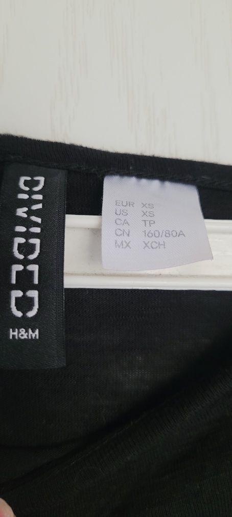 Bluzka damska H&M 34 XS sportowa modna czarna białe paski na rękawach