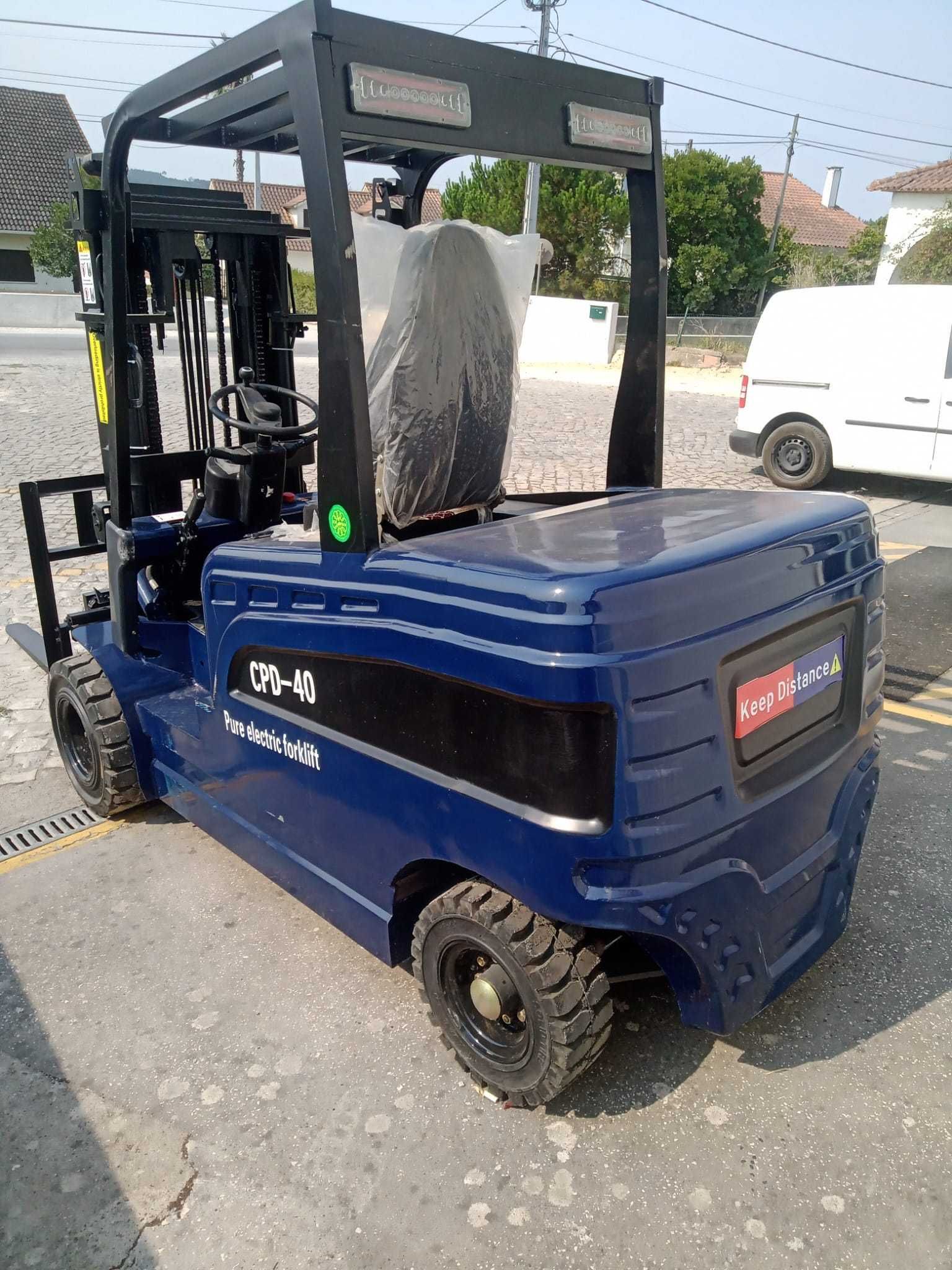 Empilhador electrico 4 ton
