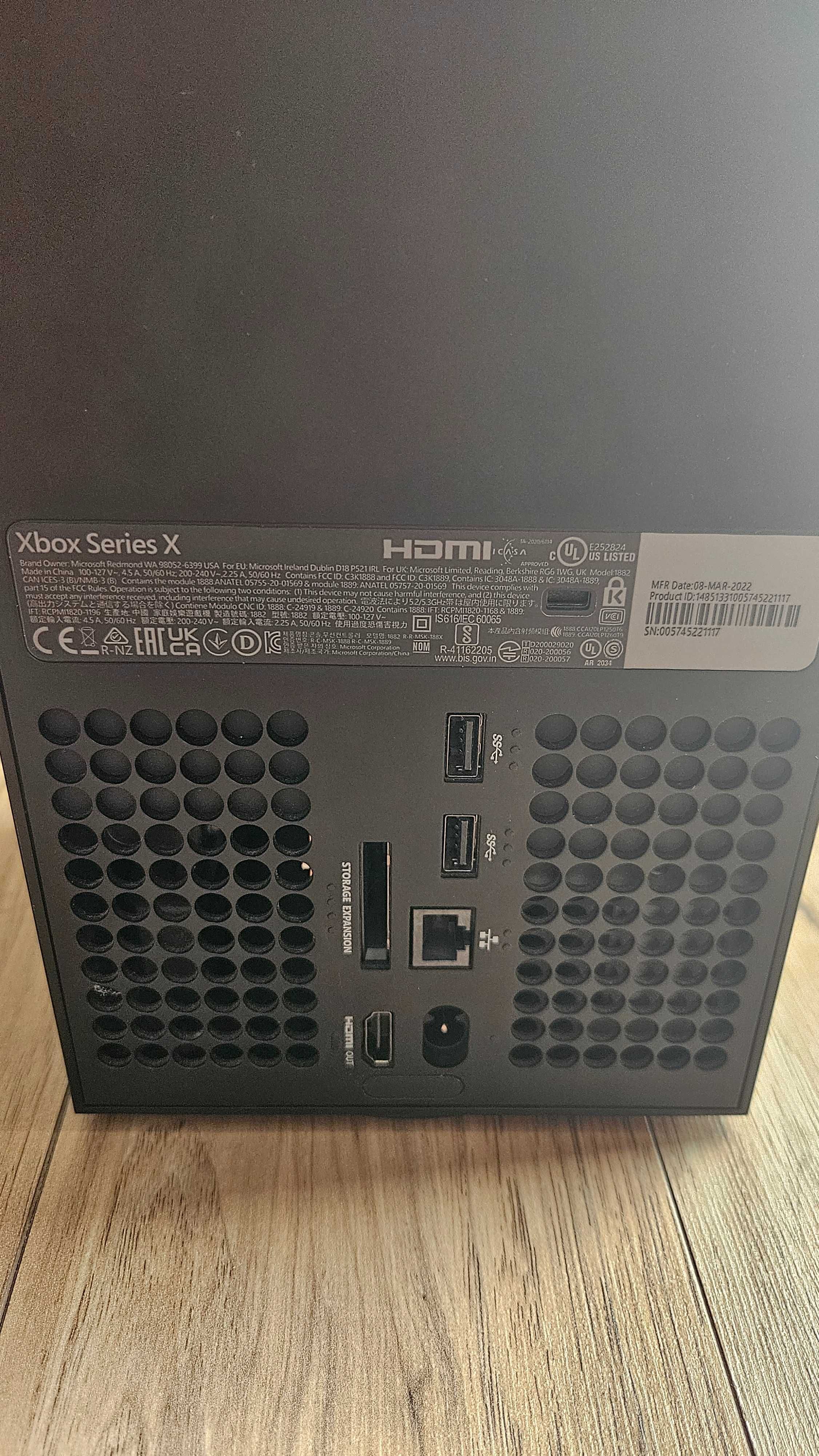 Xbox Series X + 2 pady + 3 gry – stan bardzo dobry, 100% sprawna