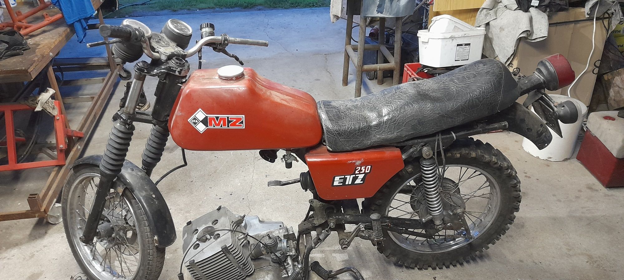 Mz ETZ 250 85r zamiana suzuki gsx 750 Izanuma wsk lelek africa twin