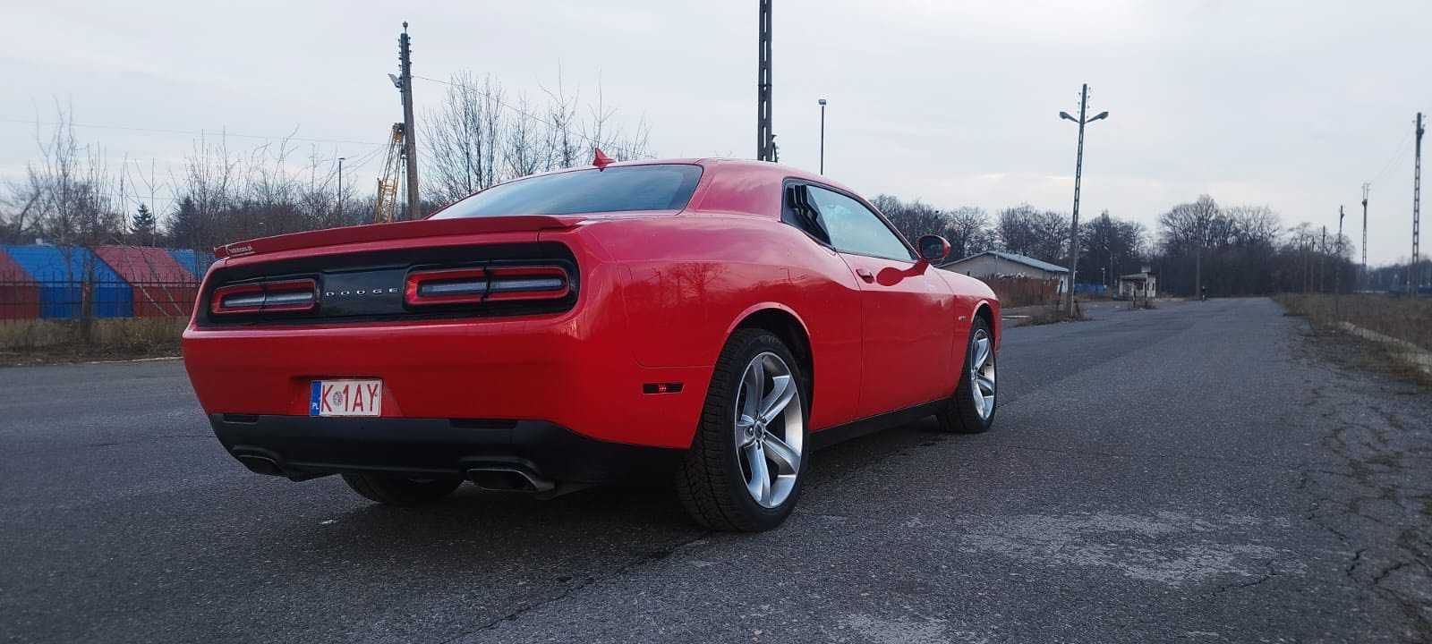 Wynajem Dodge Challenger, 5,7 HEMI, V8, 387KM