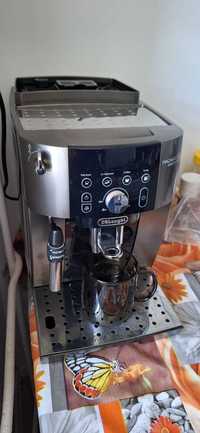 Ekspres do kawy Magnifica S Smart
ECAM 250.33
