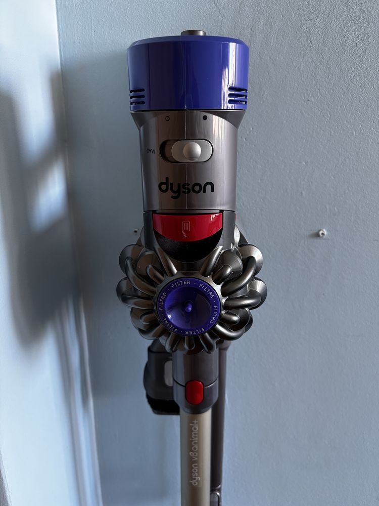 Dyson V8 Animal+ odkurzacz bezprzewodowy