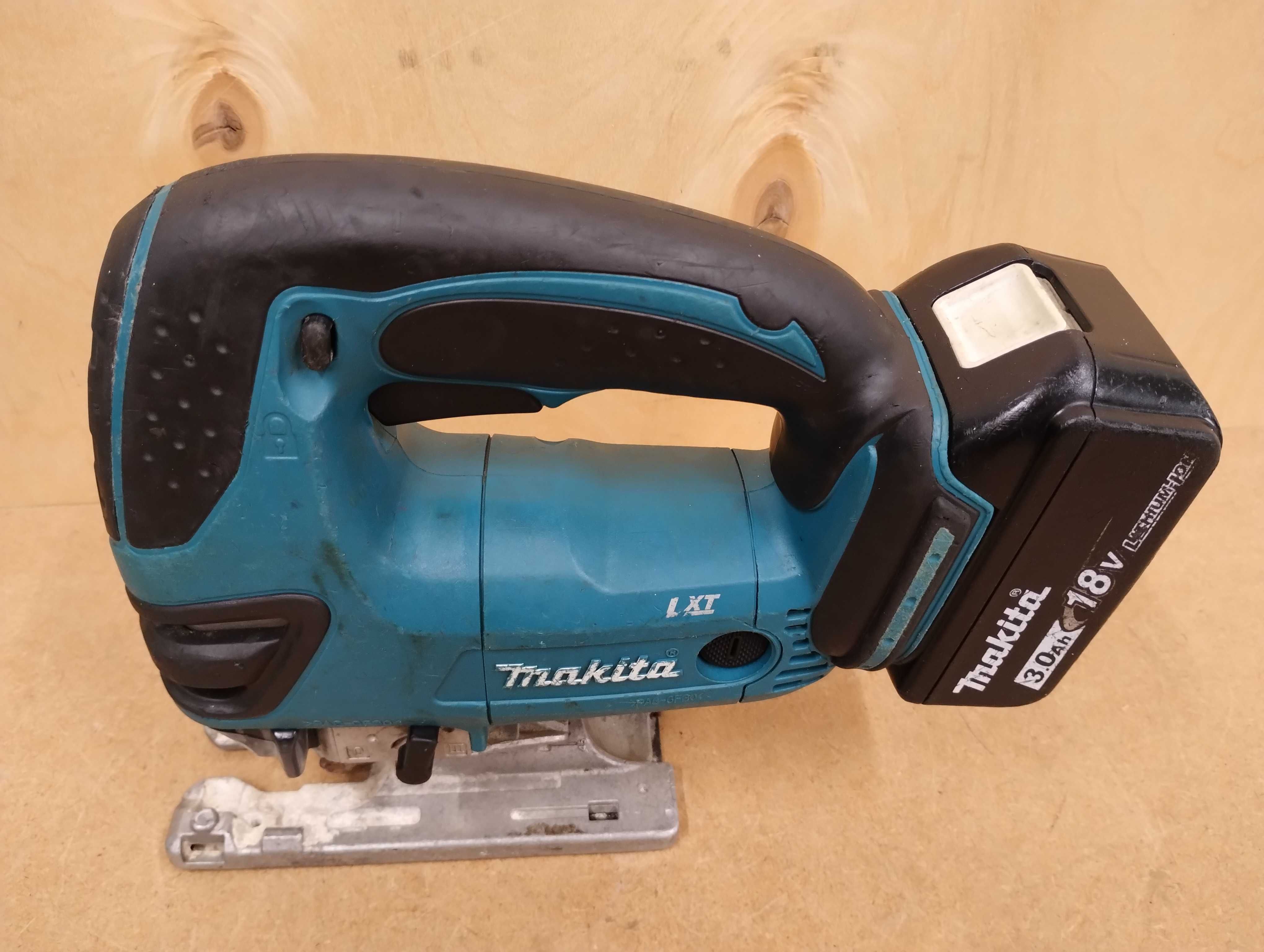 Makita djv 180 wyrzynarka akumulatorowa z baterią 3.0Ah