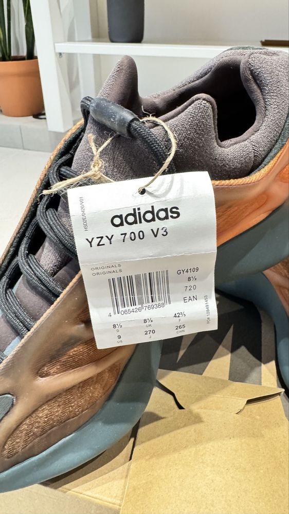 Кросівки Adidas Yeezy 700 v3 Copper Fade 42.7р чоловічі Оригінал