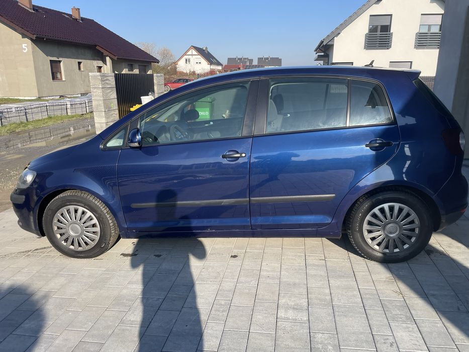 Golf 5 plus  2006 rok  1.9tdi 105km