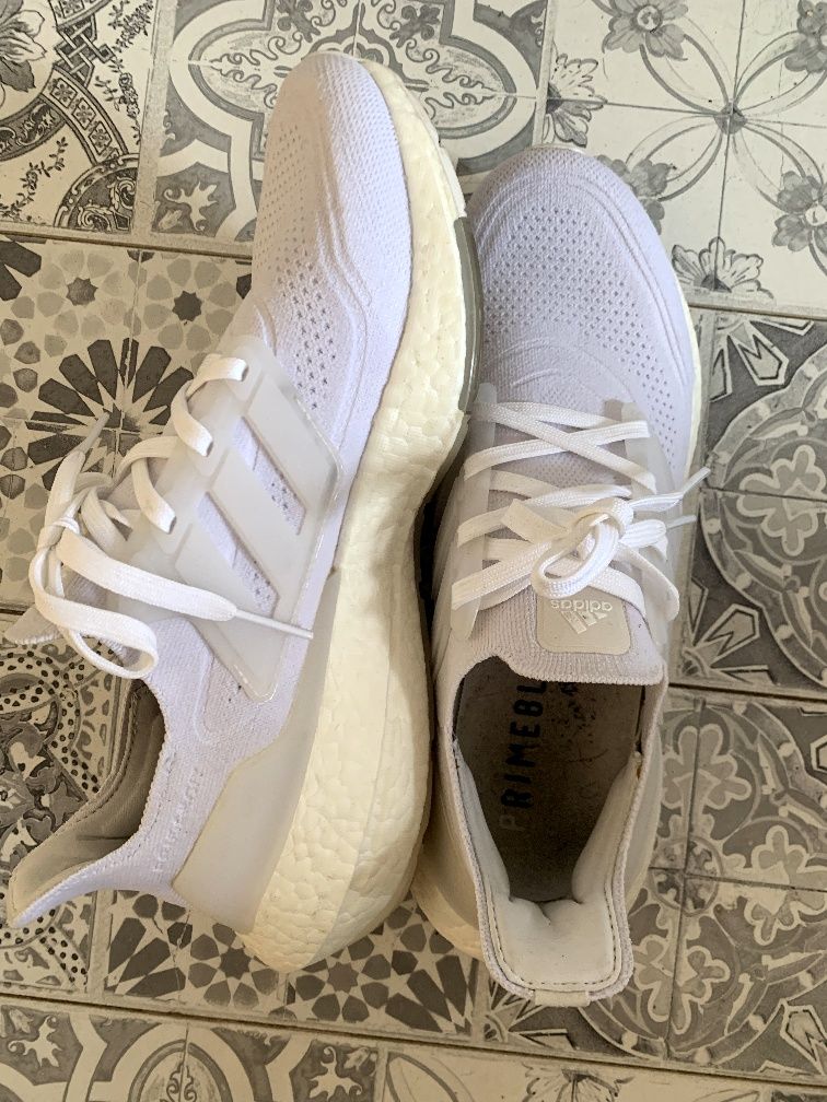 Кроссовки кросівки белые adidas ultra boost