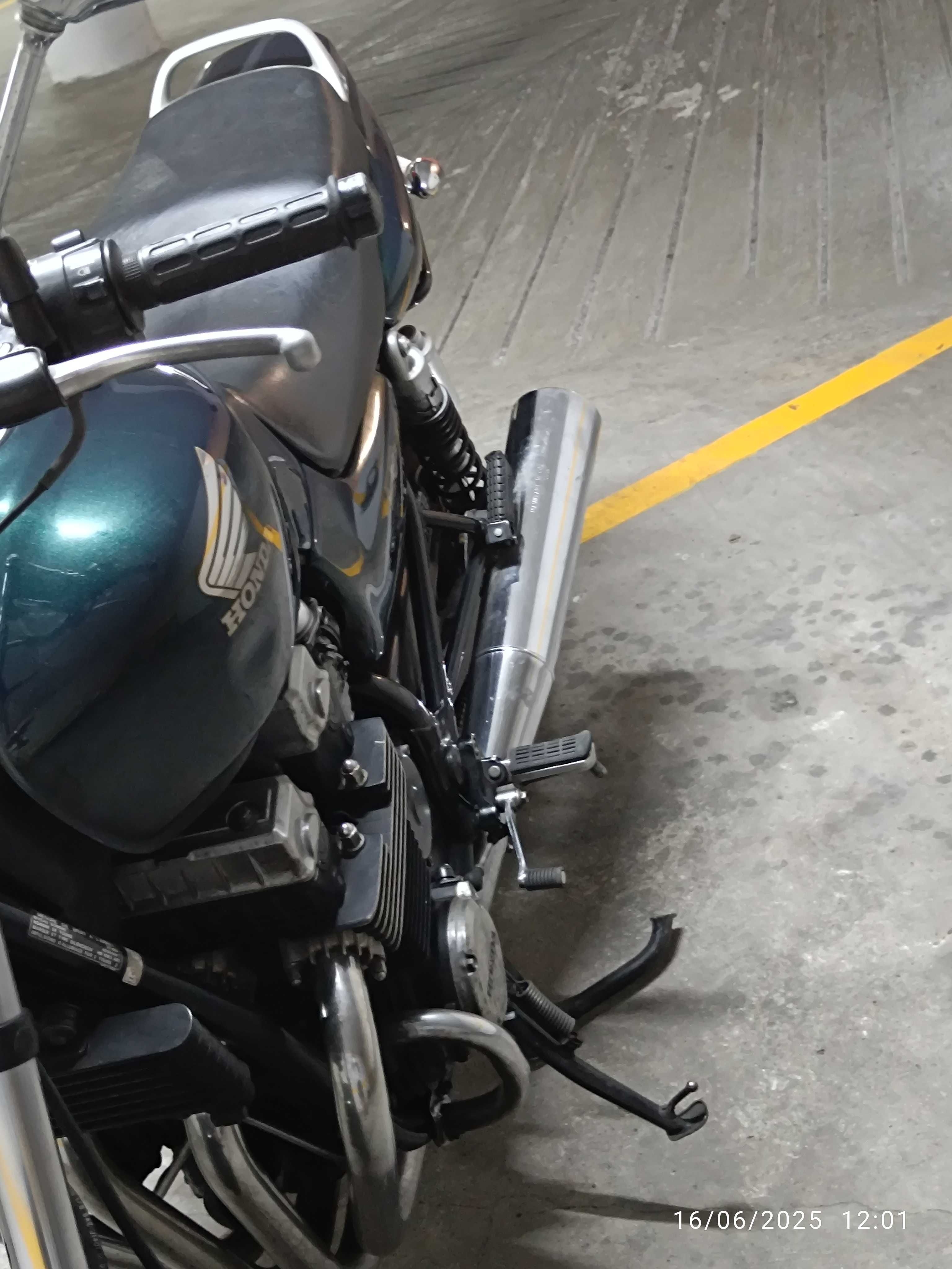 CB SEVEN FIFTY  750 - Coleção. Pré-Clássica