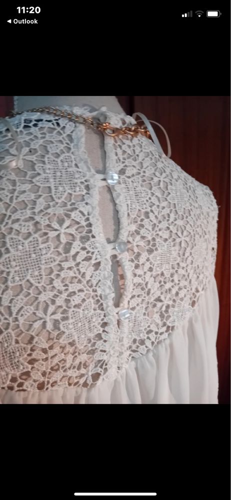 Blusa de mulher rendada
