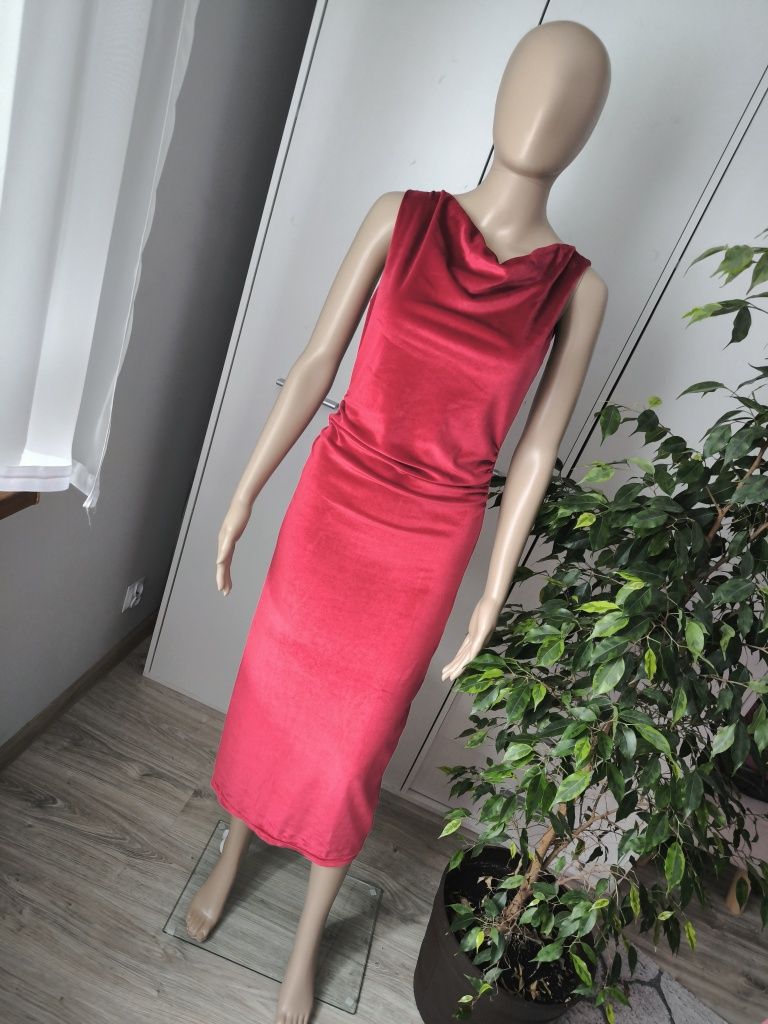 Sukienka damska midi welurowa elegancka XS 34