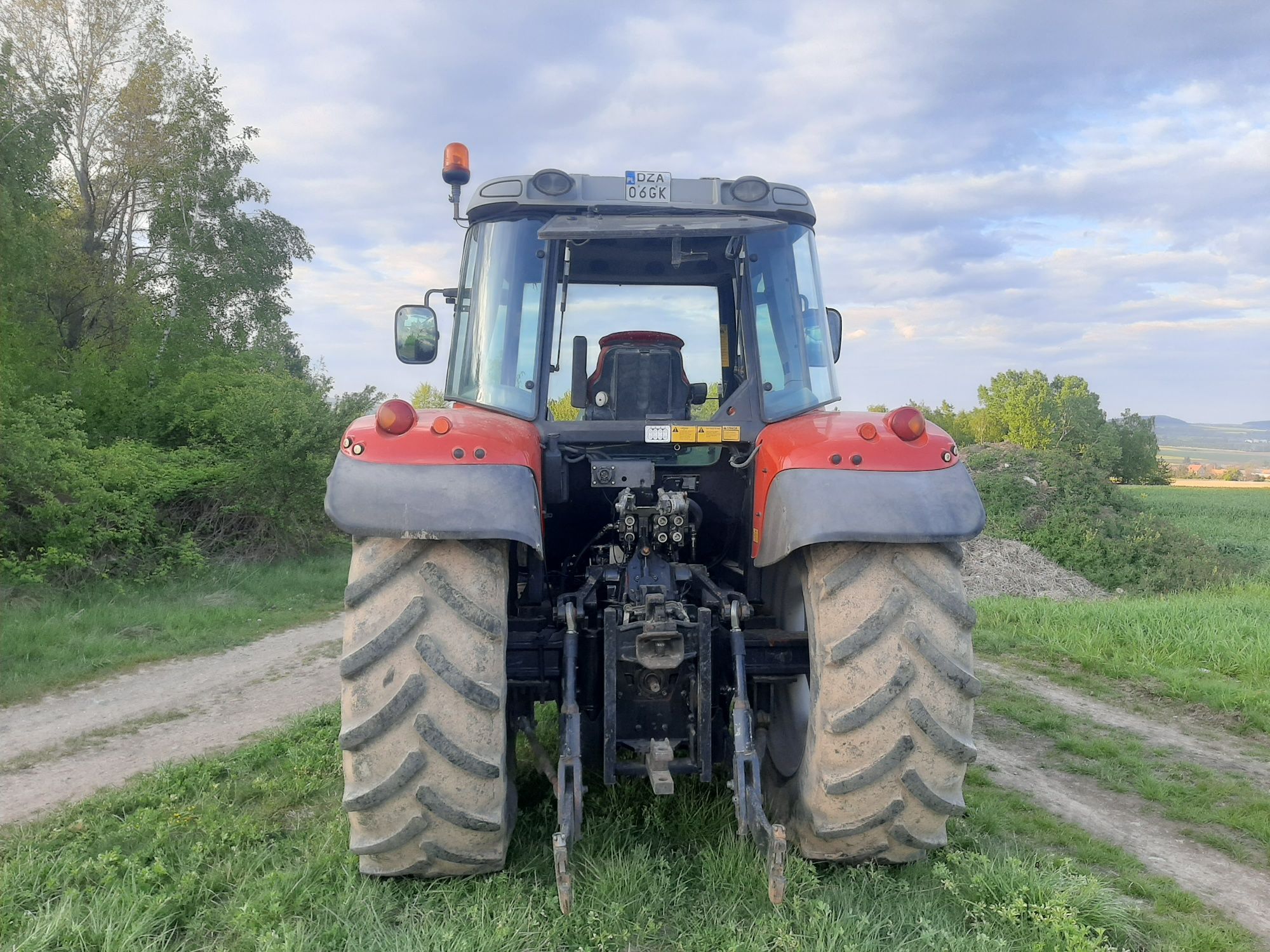 Massey Ferguson 5465