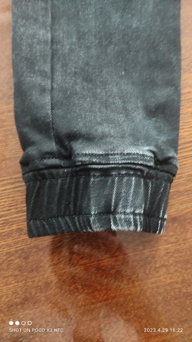 Продам стильные джинсы