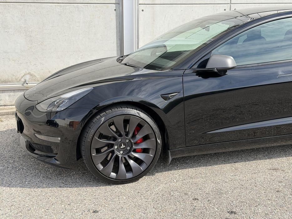 Tesla Model 3 Performance 2021