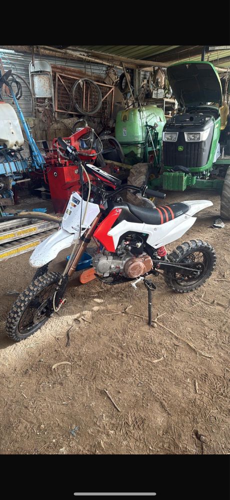 Pit bike 125cc em bom estado
