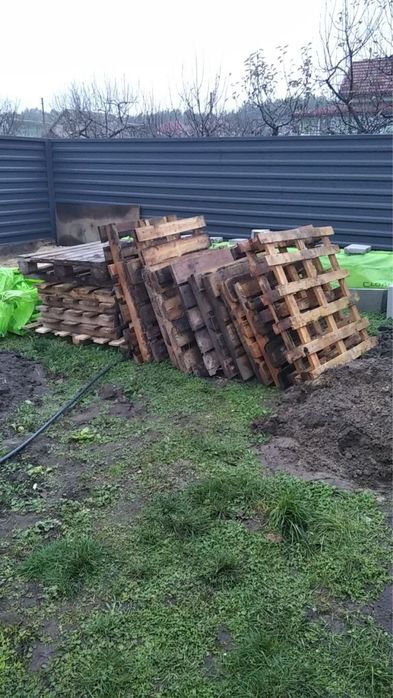 Палети 20 штук. Вараш