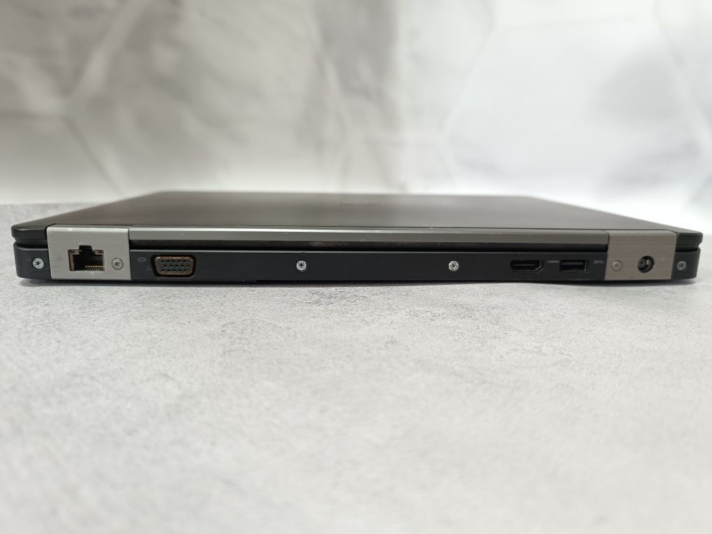 Ноутбук  Dell Latitude E5270/i5-6300U/8/256/12.5"/HD/Гарантія 9 м.