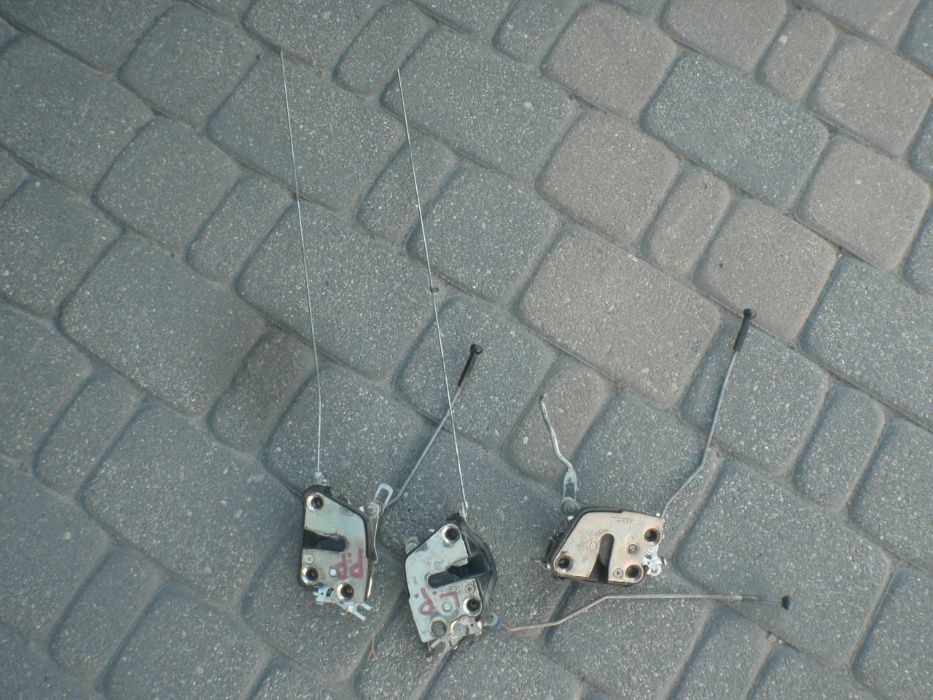 zamek drzwi mechanizm piaggio porter daihatsu