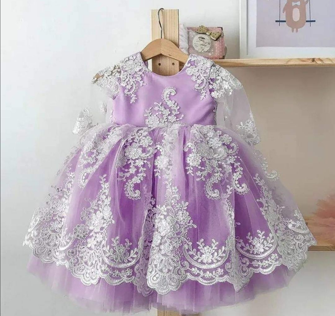 Плаття нарядне для принцес