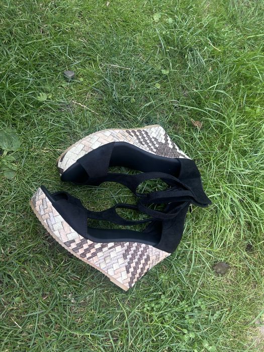 Босоніжки жіночі на нанкетці