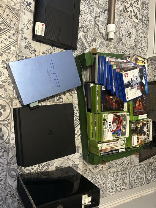 ZESTAW GIER I KONSOL PS2,PS3,PS4, xbox 360 + ponad 70 gier!