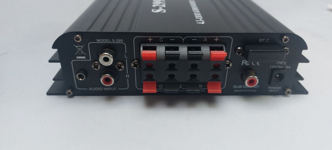 Amplificador s-299 4.1 Bluetooth Portátil para Carro e Casa  4 x 40W