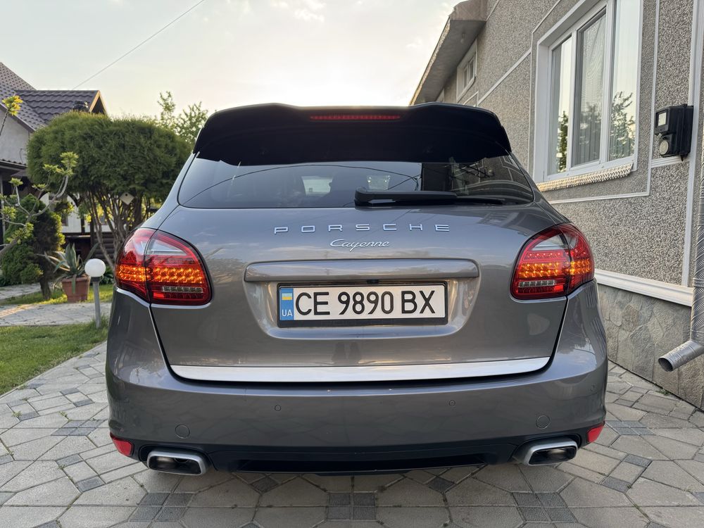 Porsche Cayenne 2011р