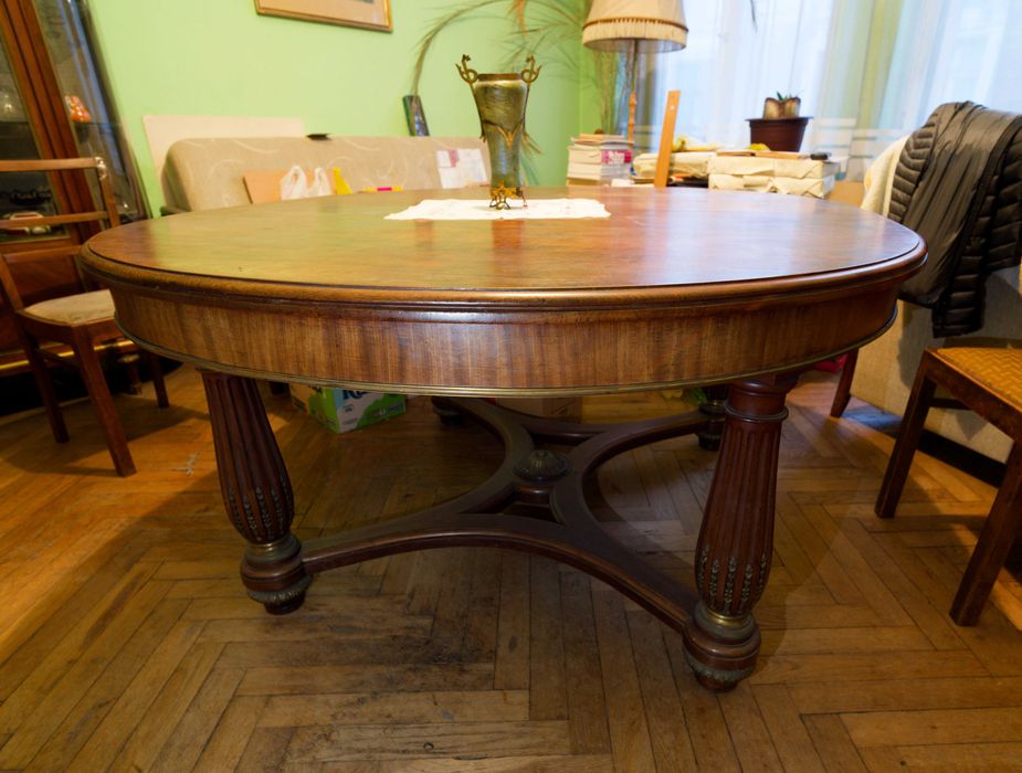 Zabytkowy stół francuski z lat 20-tych XXw.