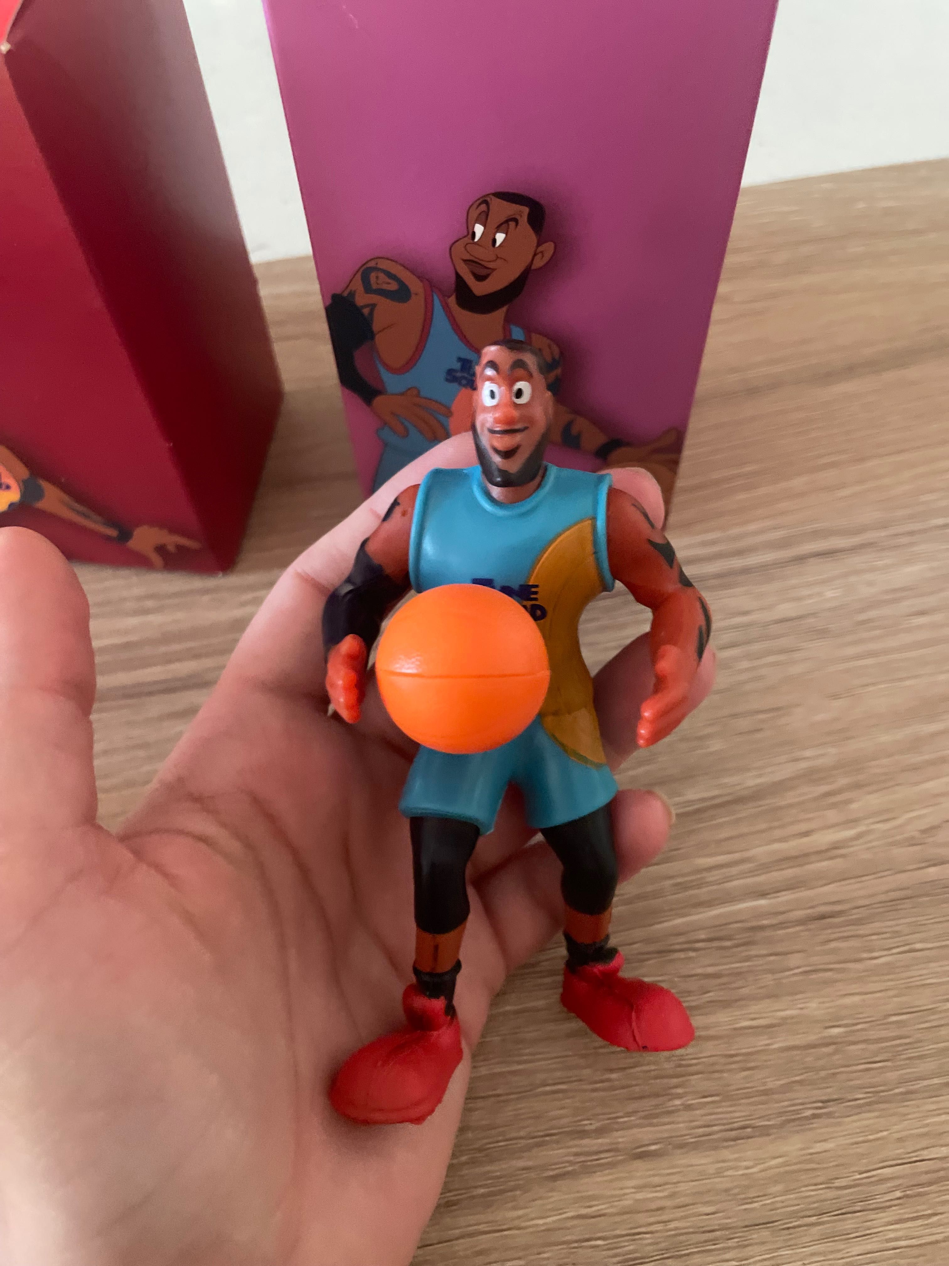 Space Jam - Lebron James