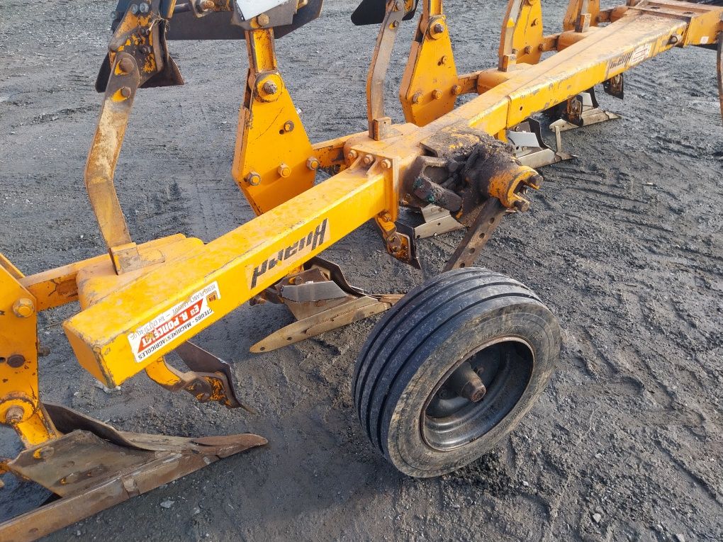 Pług obrotowy huard 565 ,5 skibowy