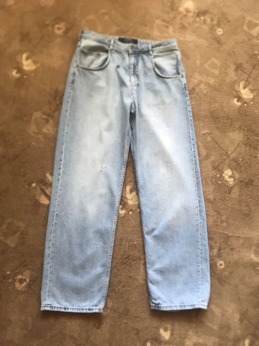 Продам джинсы мужские свободного кроя