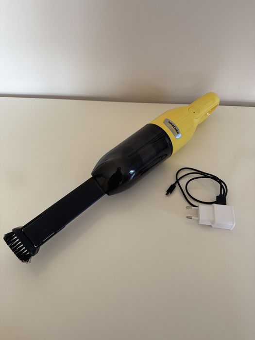 Odkurzacz samochodowy ręczny Karcher CVH2