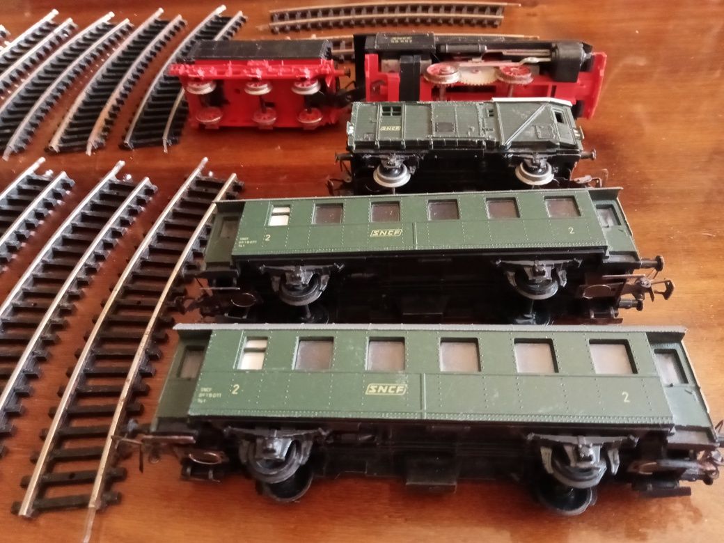 Kolejka lokomotywa tender wagony tory Piko kolekcjonerskie H0 1:87