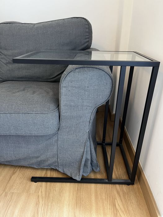 Mesa de apoio com vidro