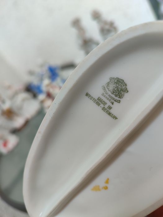 Фарфоровые фигуры