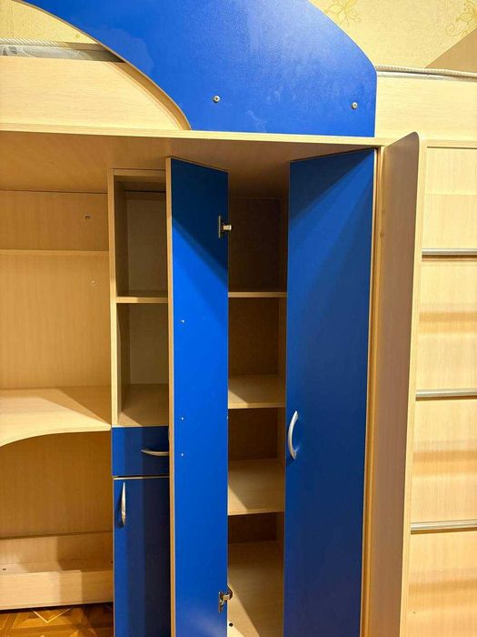 Дитяче ліжко-горище