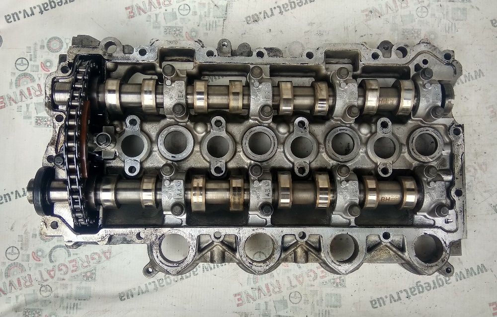 Головка ГБЦ Насос распредвал Citroen Берлинго Пежо Партнер 1.9d 1.6h