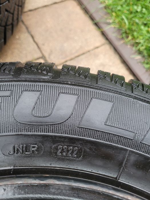 Opony zimowe 195/65 R15 goodyear, Fulda