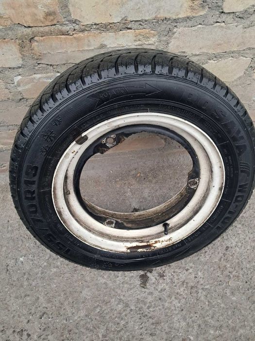 155×70R13 є 6 коліс в зборі в гарному стані протектор